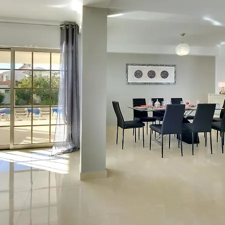 Machado By Popular Villas * Албуфейра